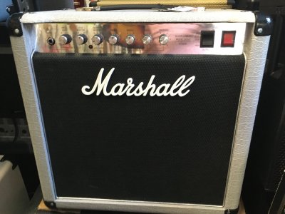 Marshall 2525C Combo
